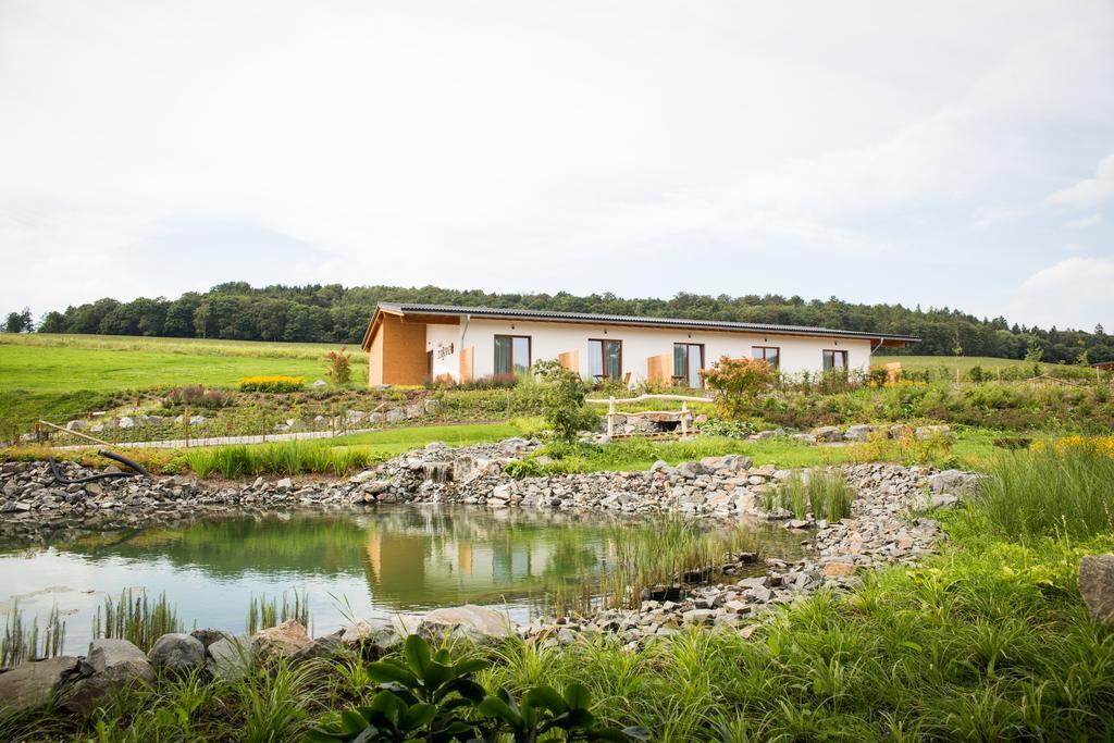 Hotel Zur-Borke Neuenrade Exterior photo